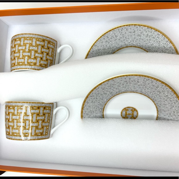 HERMES Porcelain Tea Cup & Saucer Set Mosaique Au 24 Gold 2 Cups 2 Saucers - Picture 3 of 6